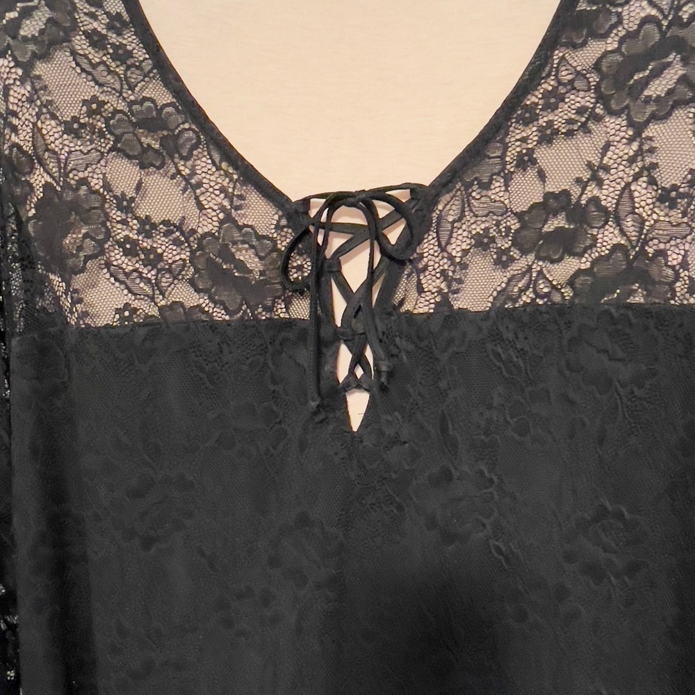 Lane Bryant lace blouse - Picture 2 of 9